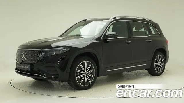 Mercedes-Benz EQB X243 EQB300 4MATIC AMG