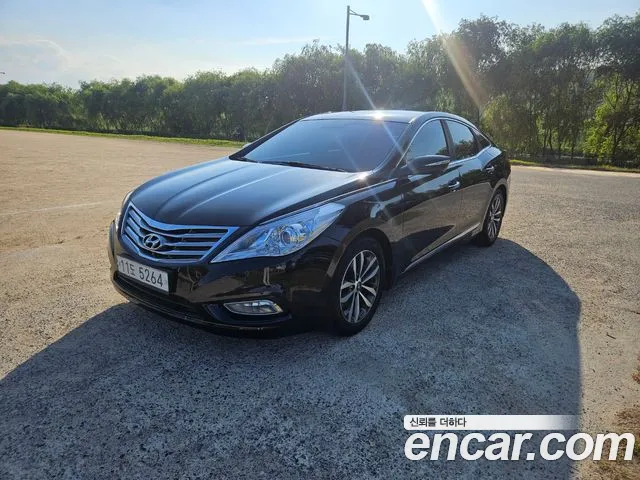 Hyundai Grandeur HG HG240