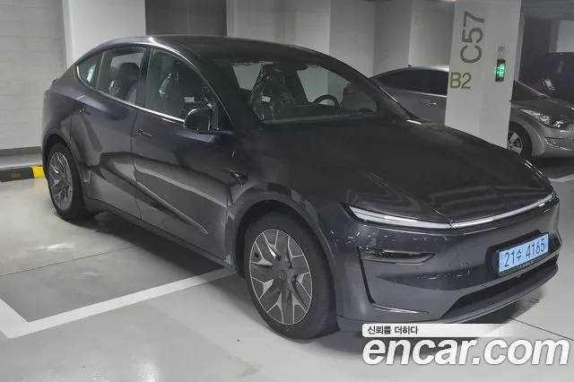 Tesla Y L AWD