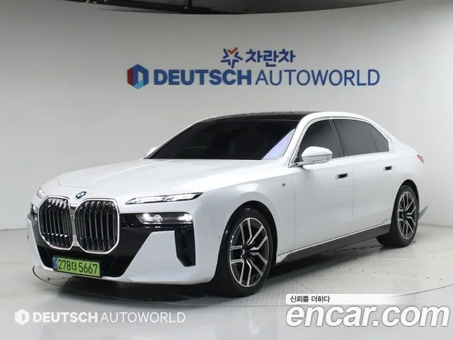 BMW 7 (G70) 740i xDrive M