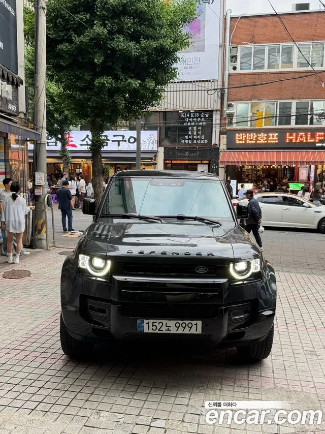 Land Rover Defender (L663) 110 P300 X- SE