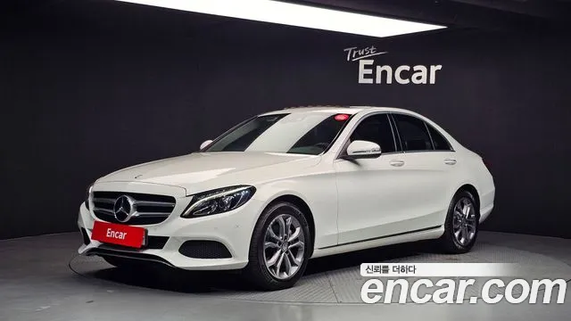 Mercedes-Benz C- W205 C200
