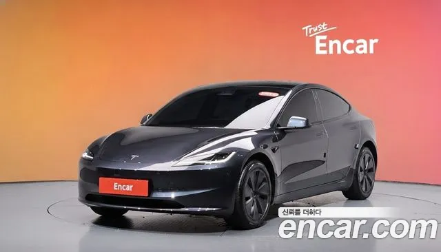 Tesla 3 RWD
