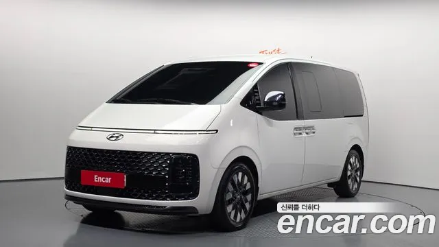 Hyundai Staria L3.5 9