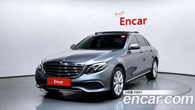 Mercedes-Benz E- W213 E300 4MATIC Exclusive
