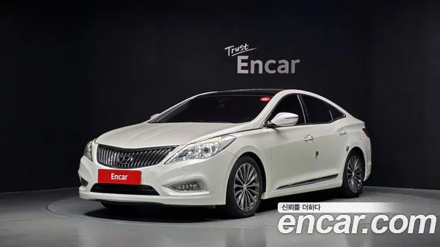 Hyundai Grandeur HG HG240