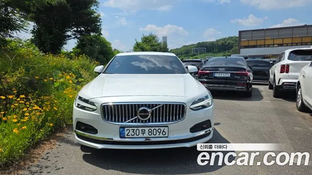 Volvo S90 B5