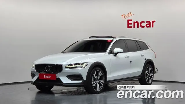 Volvo V60 2 B5 AWD