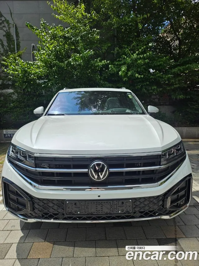 Volkswagen Touareg 3 3.0 TDI R-Line