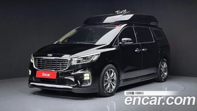 Kia The New Carnival 9 Prestige