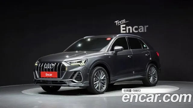 Audi Q3 (F3) 35 TDI Premium