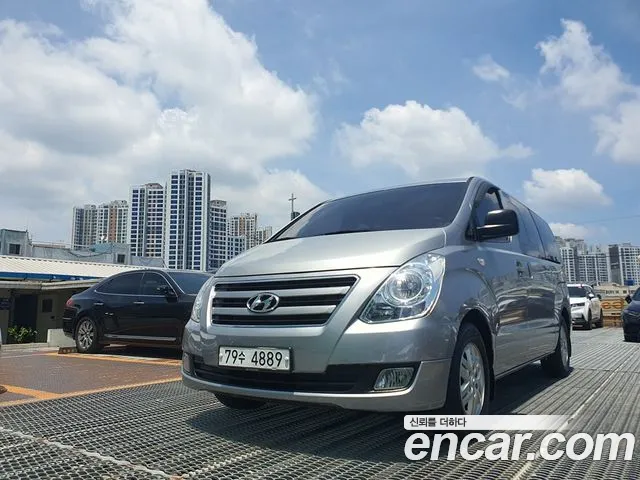 Hyundai Grand Starex 11