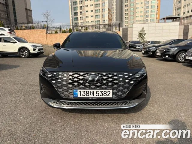 Hyundai The New Grandeur IG Hybrid