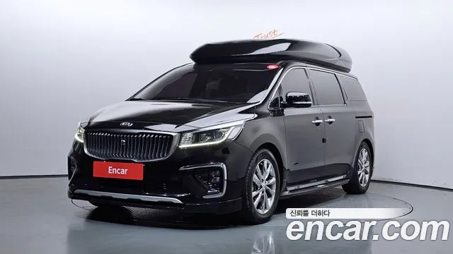 Kia The New Carnival Gasoline 9