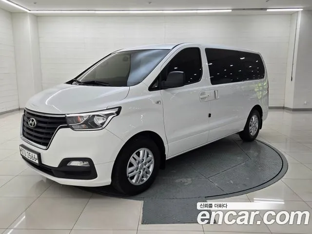 Hyundai The New Grand Starex 5