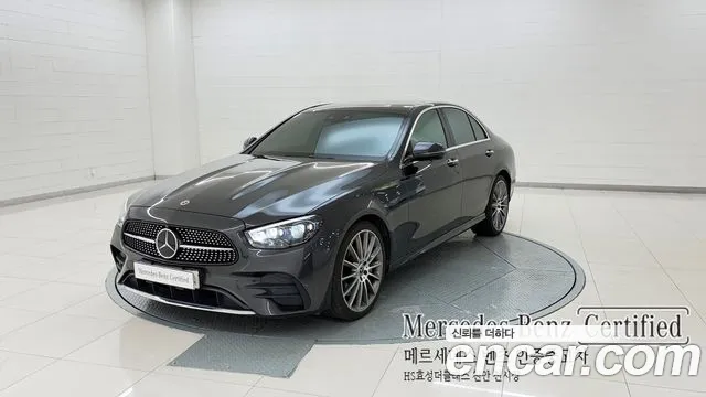 Mercedes-Benz E- W213 E350 4MATIC AMG Line