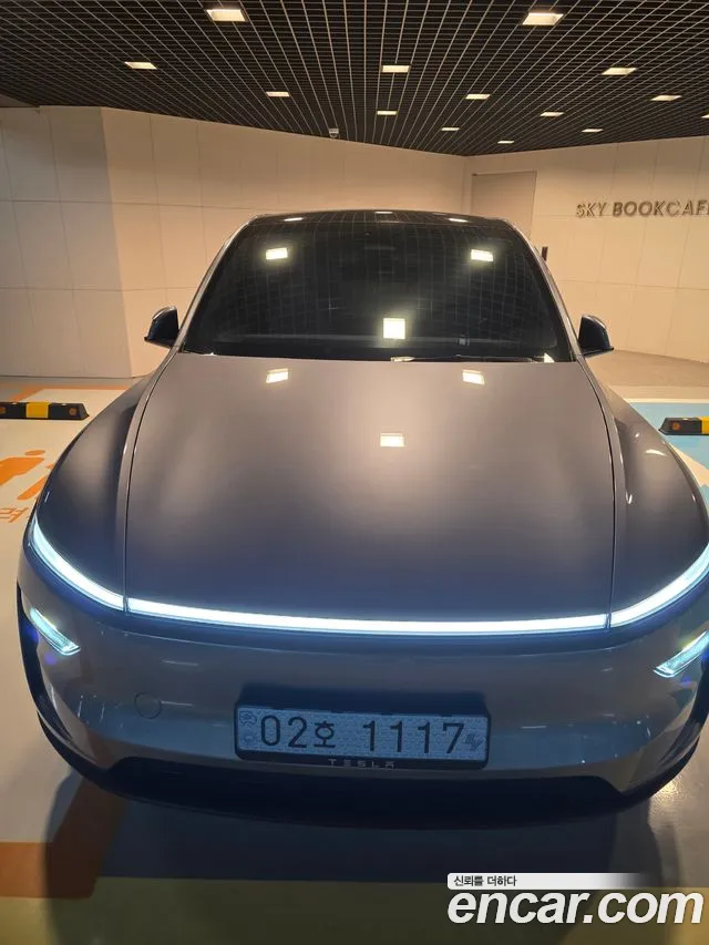 Tesla Y RWD
