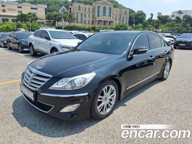 Hyundai Genesis BH330 Base