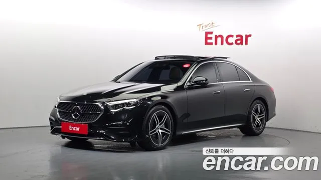 Mercedes-Benz E- W214 E300 4MATIC AMG Line