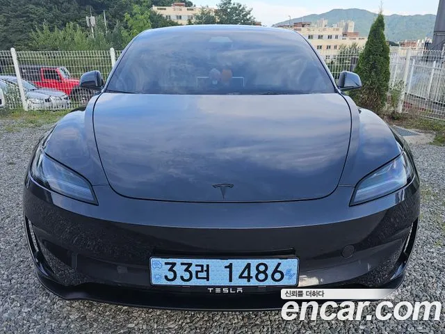 Tesla 3 AWD