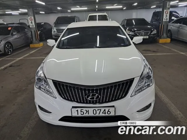 Hyundai Grandeur HG HG300