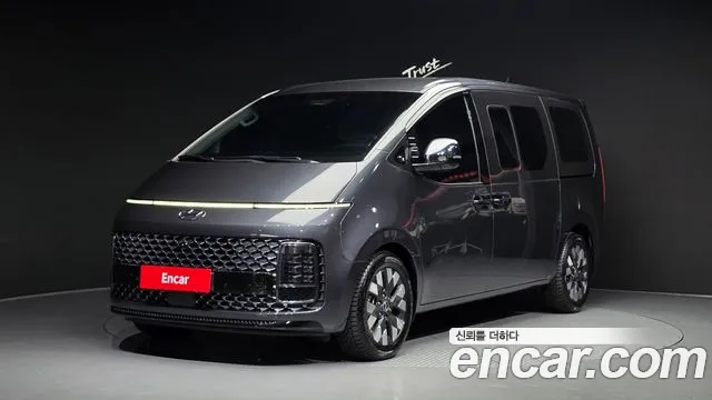Hyundai Staria L3.5 9 Inspiration