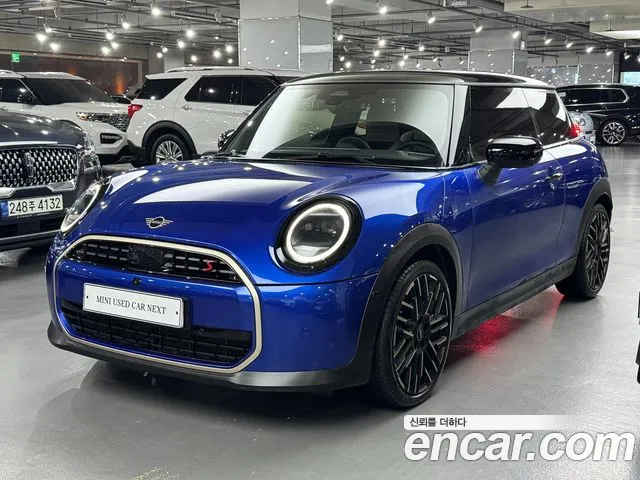 MINI Cooper S 4