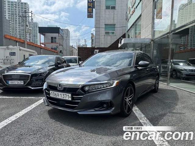 Honda Accord 10 2.0 Hybrid