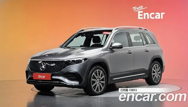 Mercedes-Benz EQB X243 EQB300 4MATIC AMG