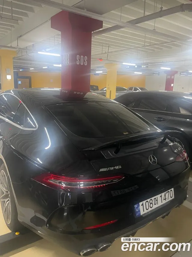 Mercedes-Benz AMG GT 4 43 4MATIC+