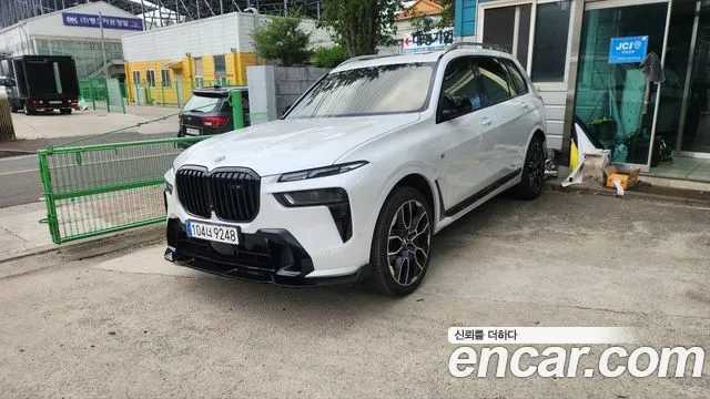 BMW X7 (G07) xDrive 40i M 7