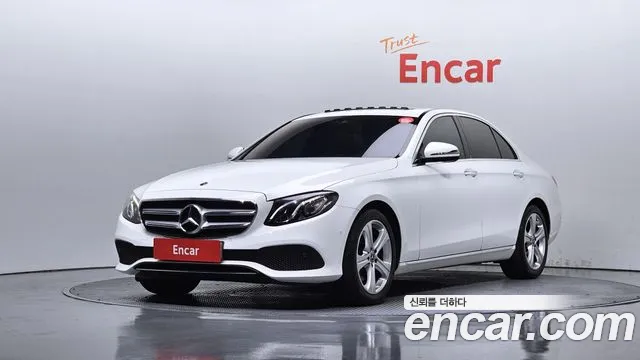 Mercedes-Benz E- W213 E200