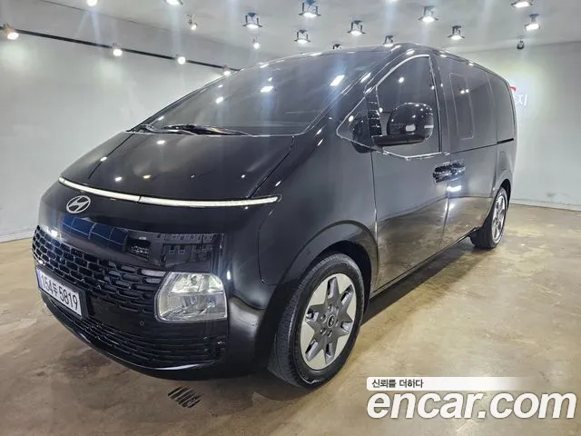Hyundai Staria HEV 1.6 9