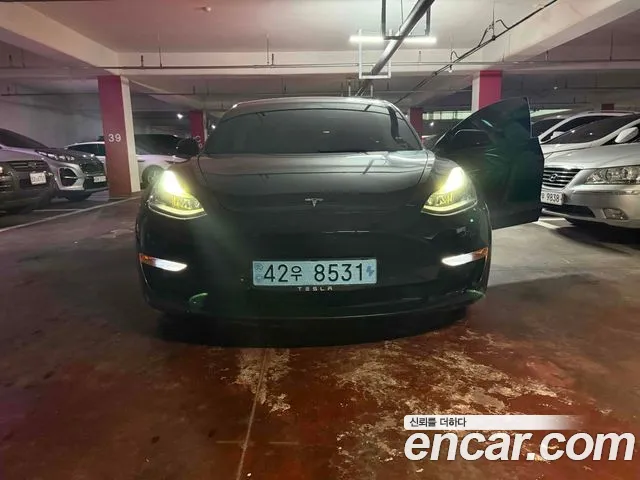 Tesla 3 AWD