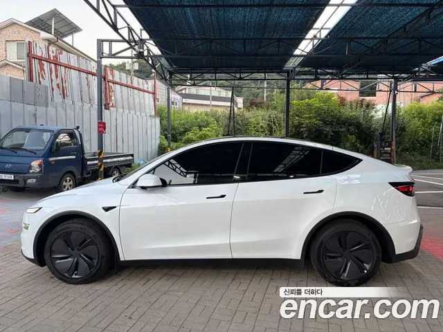 Tesla Y Premium RWD