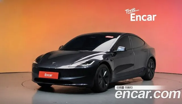 Tesla 3 RWD
