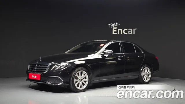 Mercedes-Benz E- W213 E220d Exclusive