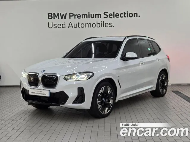 BMW iX3 M