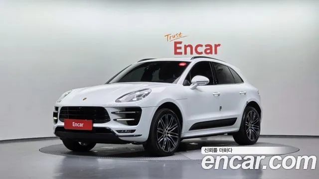 Porsche Macan 3.6 Turbo 95B