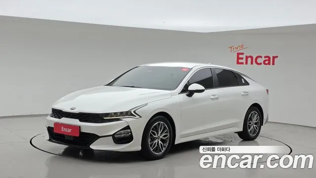 Kia K5 III 2.0