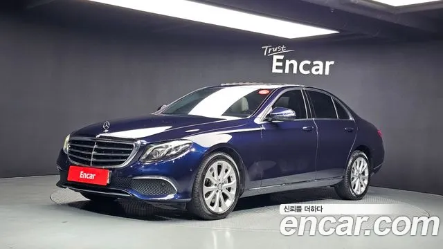 Mercedes-Benz E- W213 E220d Exclusive