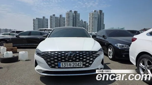 Hyundai The New Grandeur IG 3.3