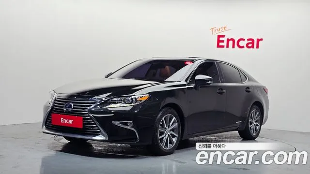 Lexus ES300h + XV60