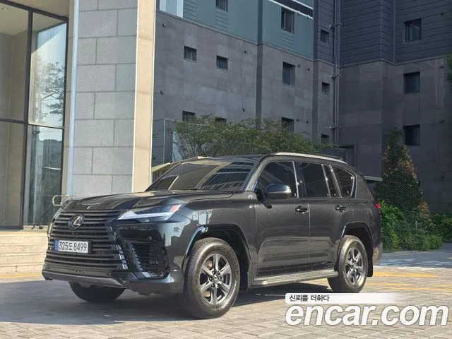 Lexus LX 4 700h