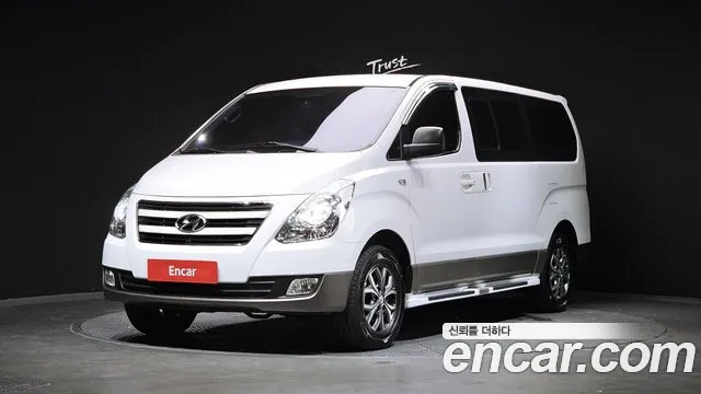 Hyundai Grand Starex 4WD 11