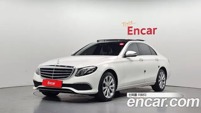 Mercedes-Benz E- W213 E300 4MATIC Exclusive