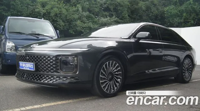 Hyundai Grandeur Hybrid (GN7)