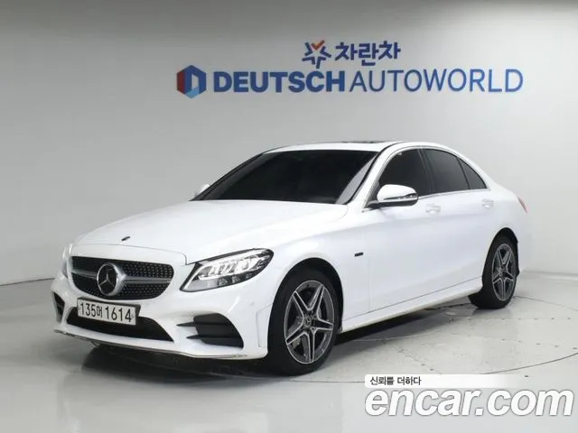 Mercedes-Benz C- W205 C300e 4MATIC AMG Line