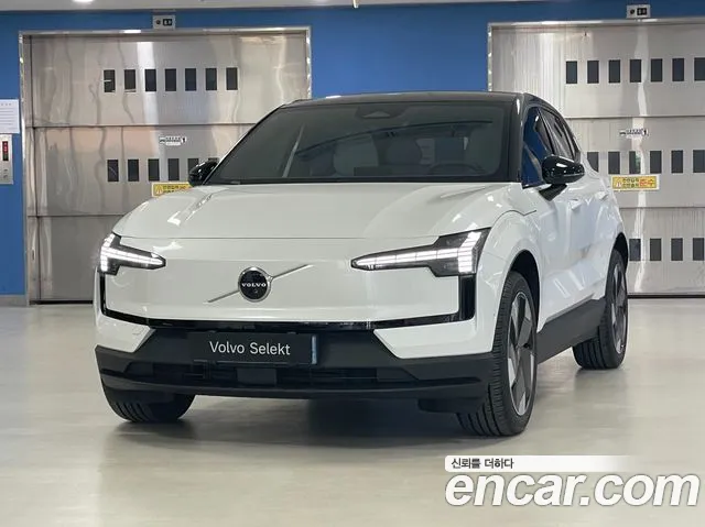 Volvo EX30