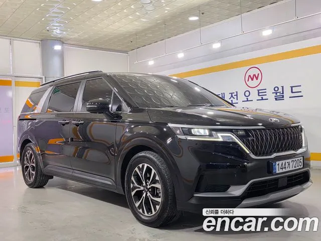 Kia Carnival 4 9 Prestige